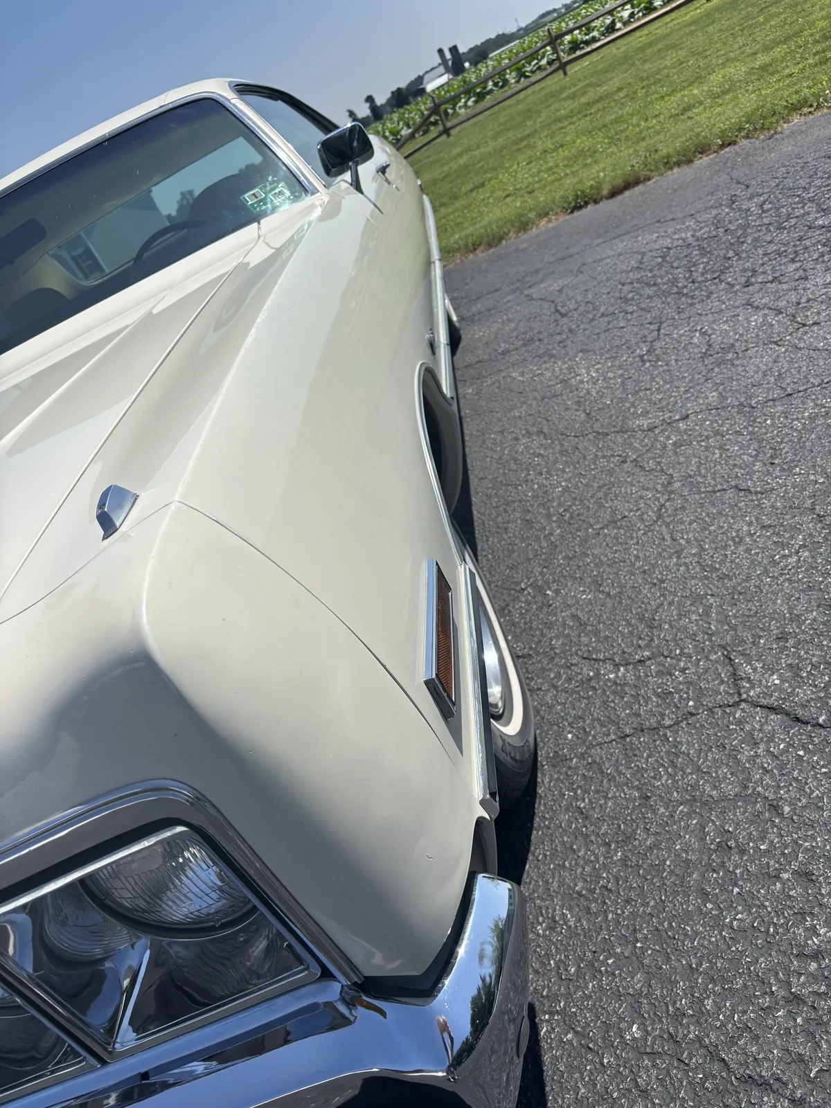 Chrysler-Newport-1973-White-White-1