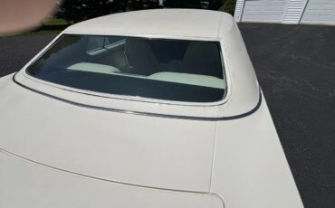 Chrysler-Newport-1973-White-White-18