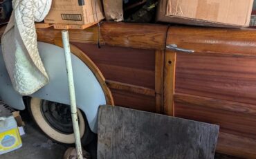 Chrysler-Town-country-1946-Blue-Blue-And-Tan-5