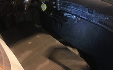 Chrysler-Town-country-1950-Metallic-Navajo-Brown-Brown-Leather-amp-Bedford-Cord-Stripes-1