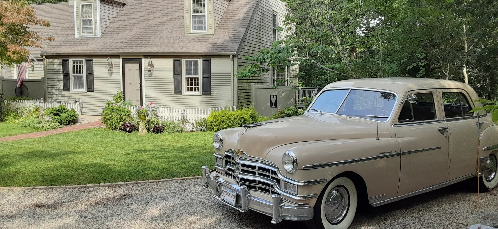 Chrysler-Windsor-1949-Tan-Purple-Red-5