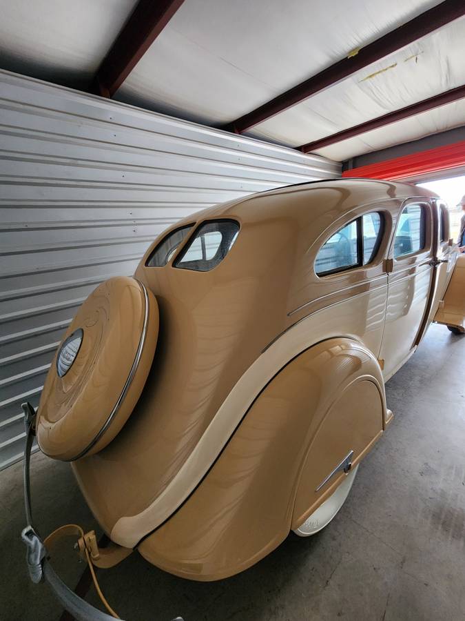 Chrysler-air-flow-1935-19