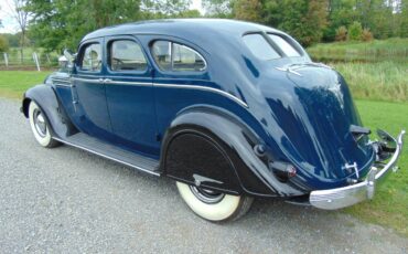 Chrysler-air-flow-1937-blue-2