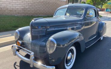 Chrysler-business-coupe-1939-grey-8