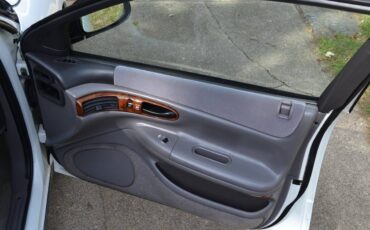 Chrysler-concorde-1995-white-13