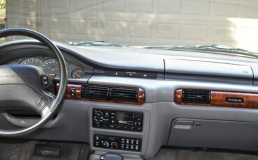 Chrysler-concorde-1995-white-14