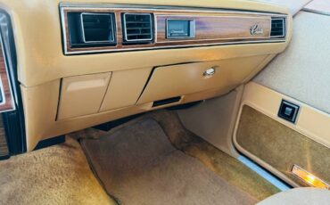 Chrysler-cordoba-1979-yellow-28