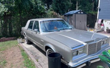 Chrysler-fifth-ave-1988-silver-1