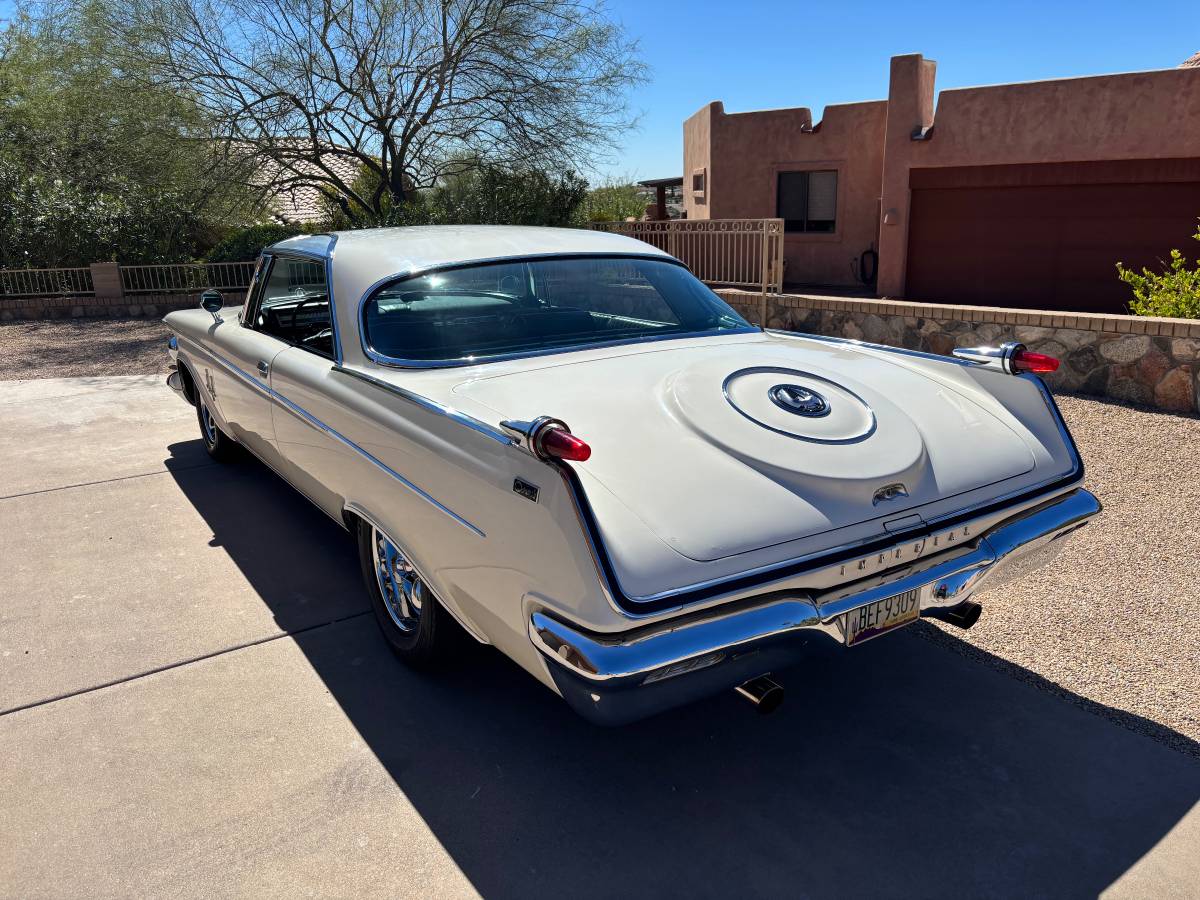 Chrysler-imperial-1962-white-2