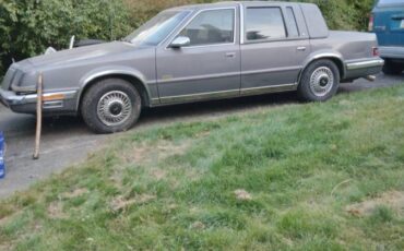 Chrysler-imperial-1993-5