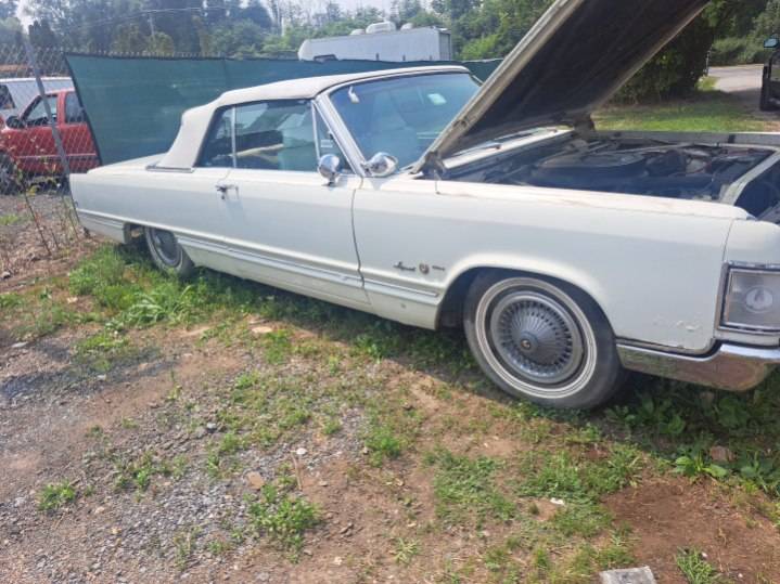 Chrysler-imperial-conv-440-crown-1967-white