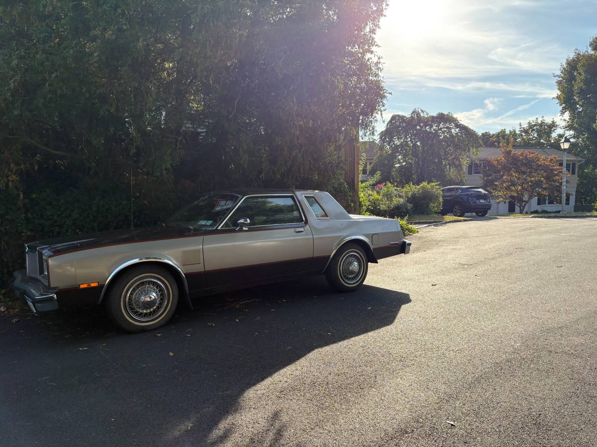 Chrysler-lebaron-1980-silver-1