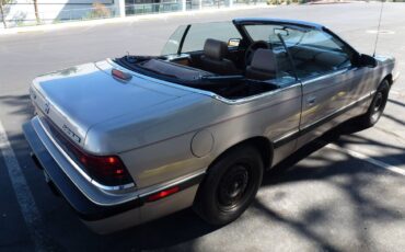 Chrysler-lebaron-1989-custom-7