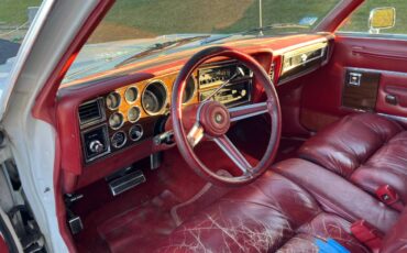 Chrysler-lebaron-town-and-country-1978-white-12