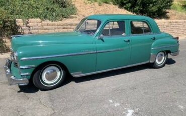 Chrysler-new-yorker-1949-green