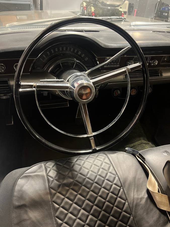Chrysler-new-yorker-1965-silver-4