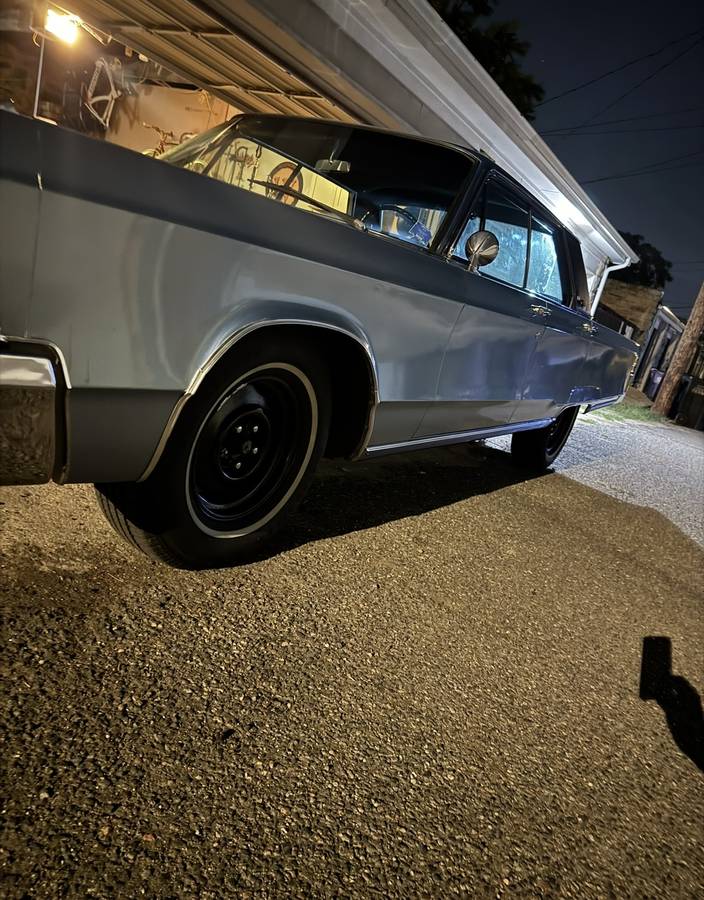 Chrysler-new-yorker-1967-12