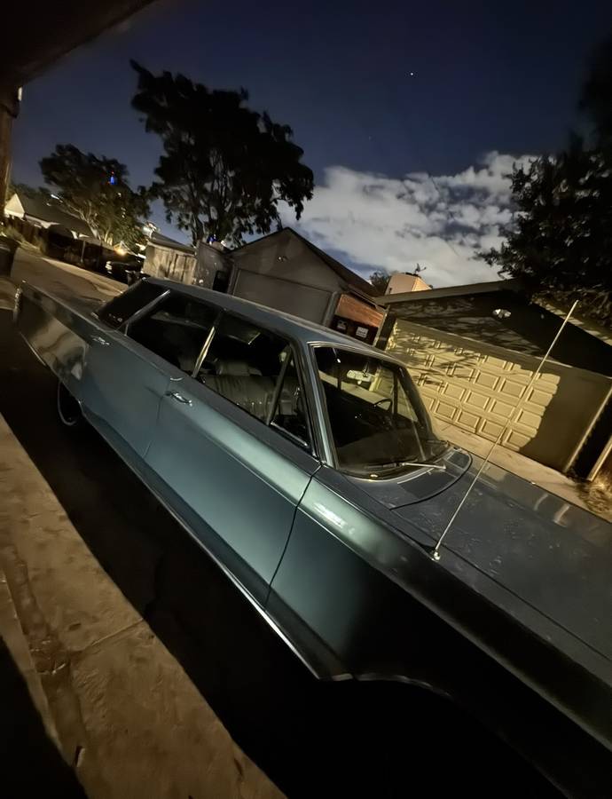 Chrysler-new-yorker-1967-3