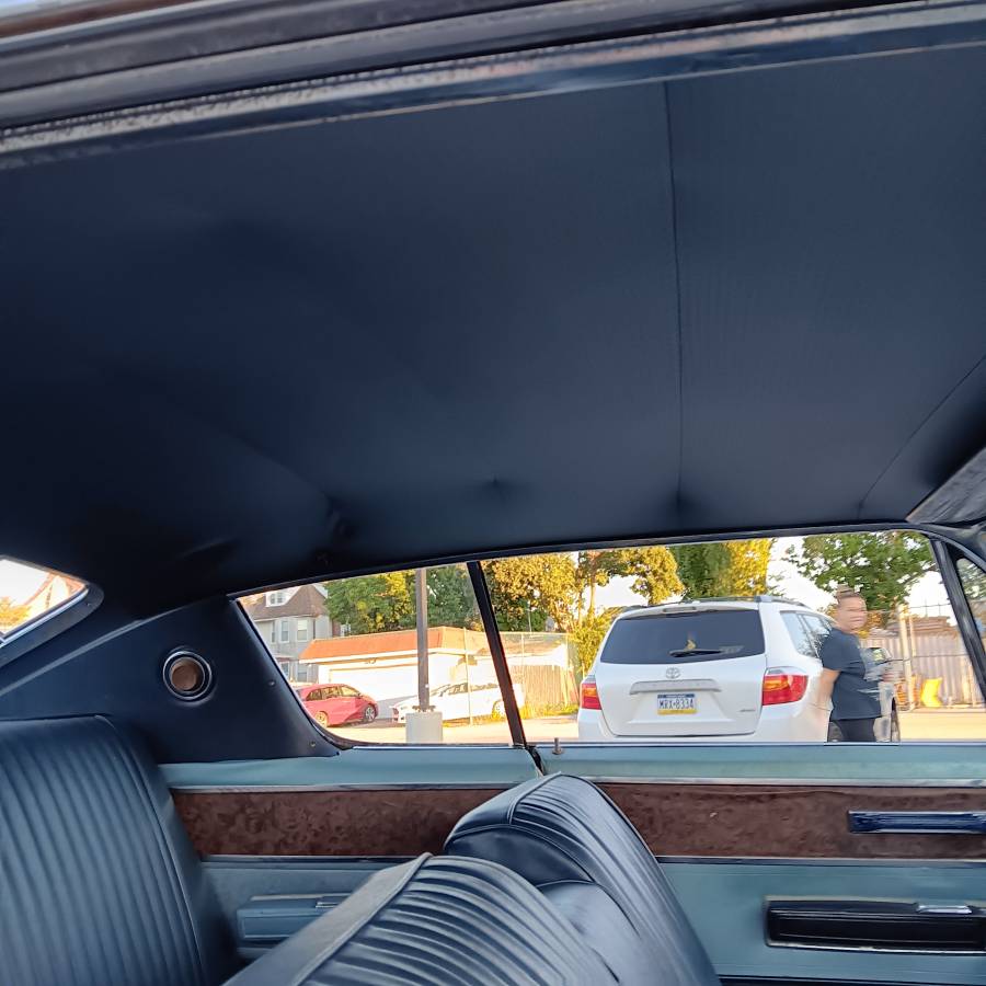 Chrysler-new-yorker-1967-9