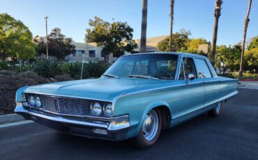 Chrysler-newport-1965-blue