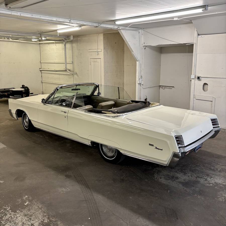 Chrysler-newport-1967-white-11