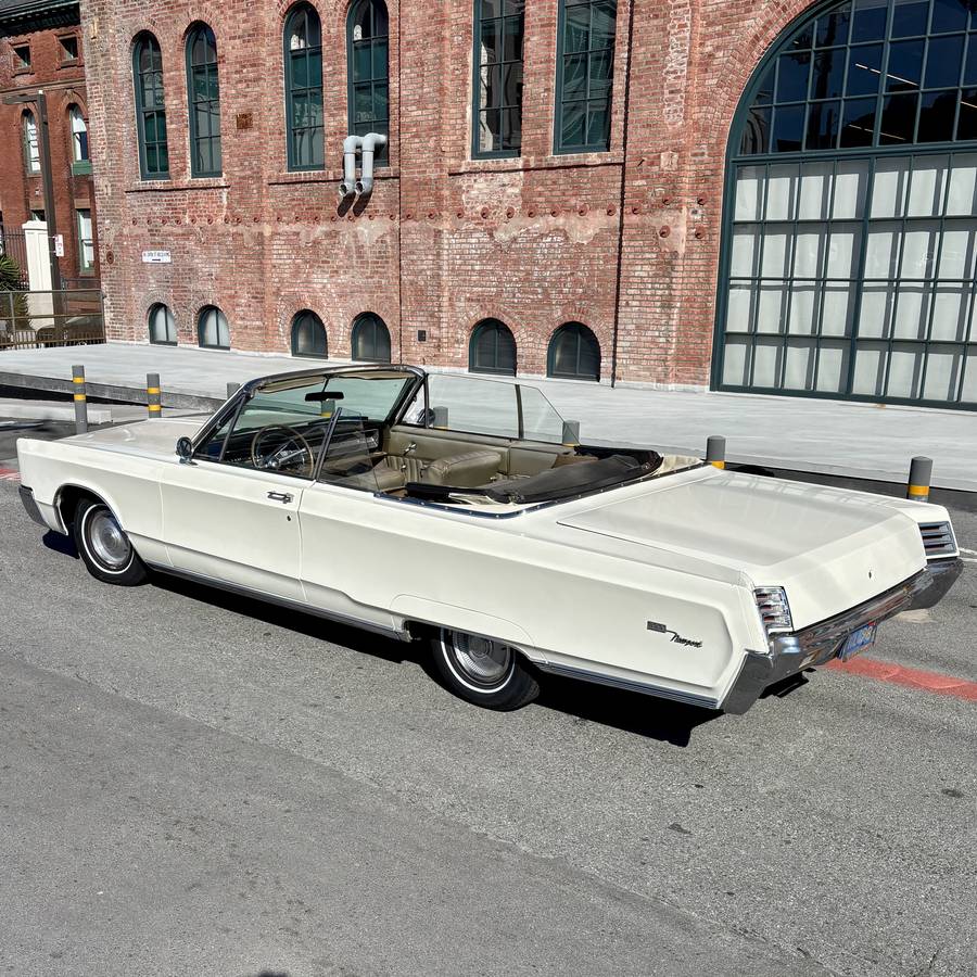 Chrysler-newport-1967-white-13