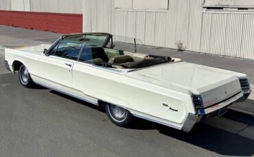 Chrysler-newport-1967-white-3
