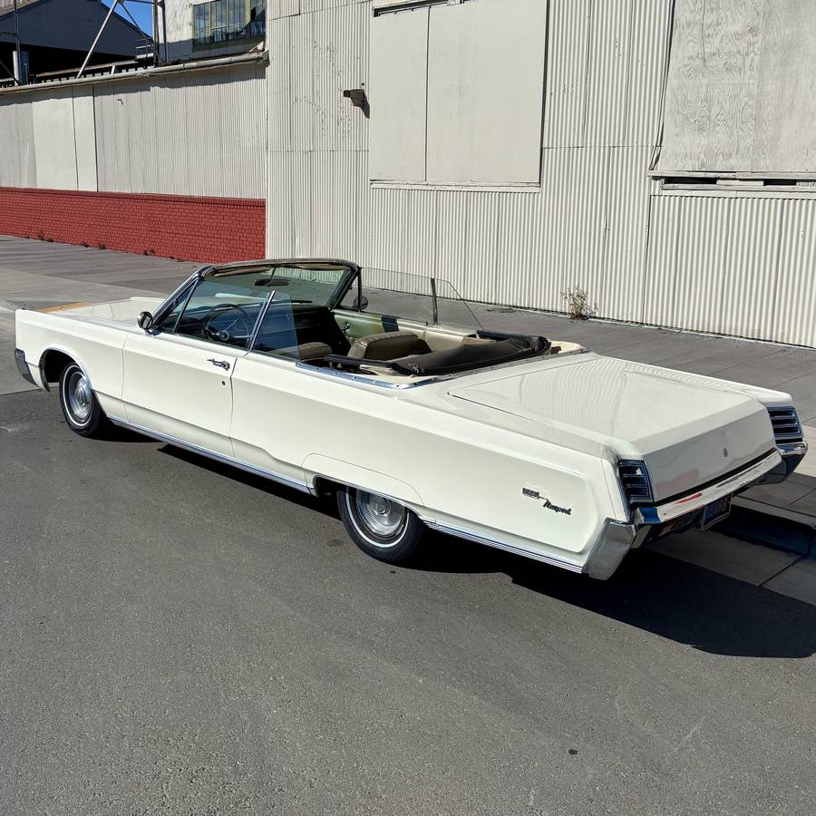 Chrysler-newport-1967-white-3