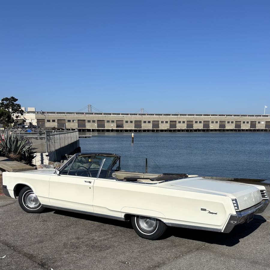 Chrysler-newport-1967-white