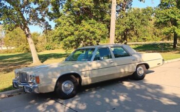Chrysler-newport-1976-custom-4