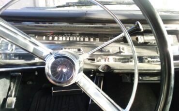 Chrysler-newport-custom-coupe-1967-silver-13