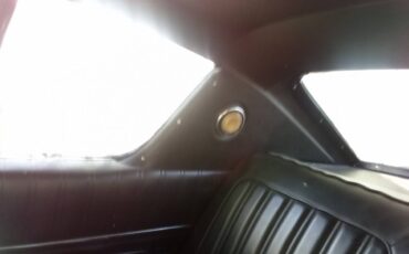 Chrysler-newport-custom-coupe-1967-silver-16