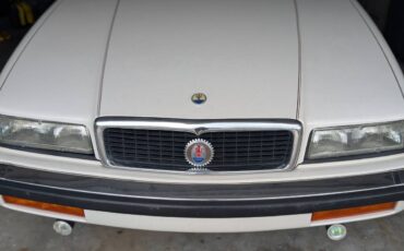 Chrysler-tc-by-maserati-1991-white-11