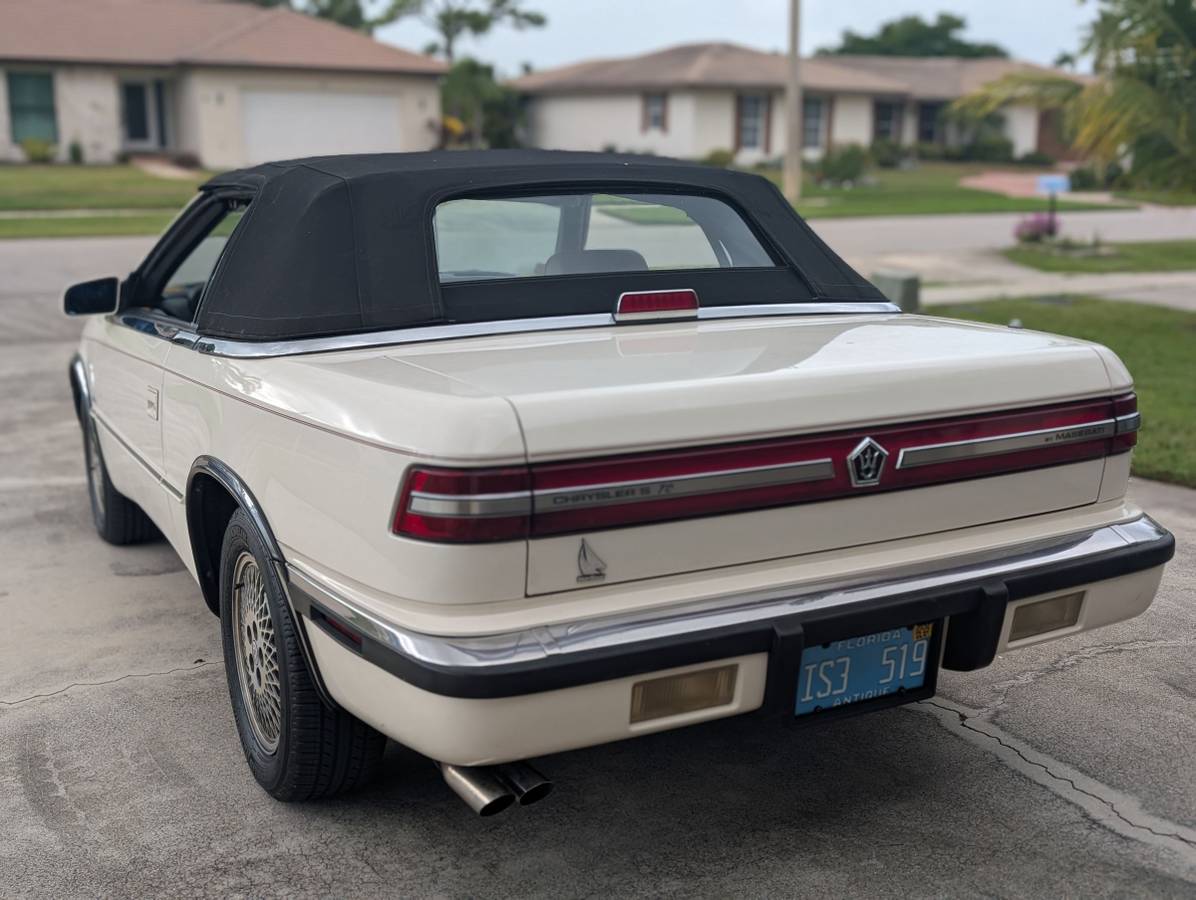 Chrysler-tc-by-maserati-1991-white-4