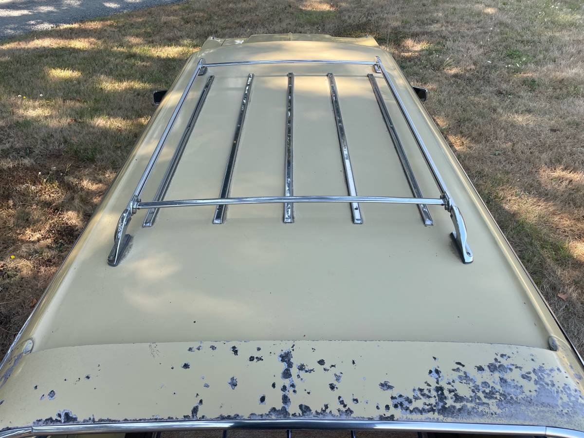 Chrysler-town-amp-country-1973-yellow-7