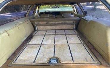 Chrysler-town-amp-country-1973-yellow-8