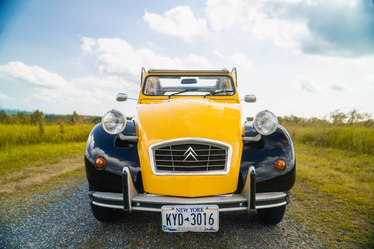 Citroen-2cv6-1982-yellow-1