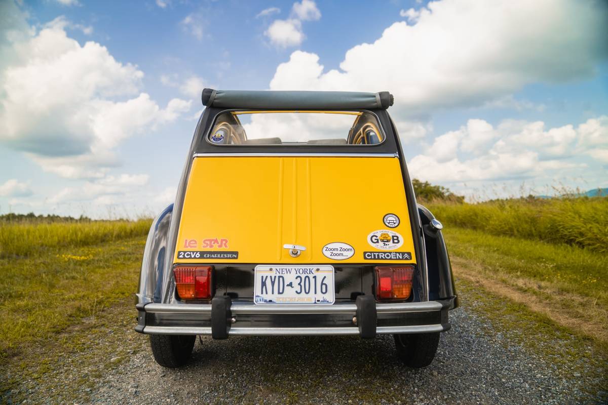 Citroen-2cv6-1982-yellow-10