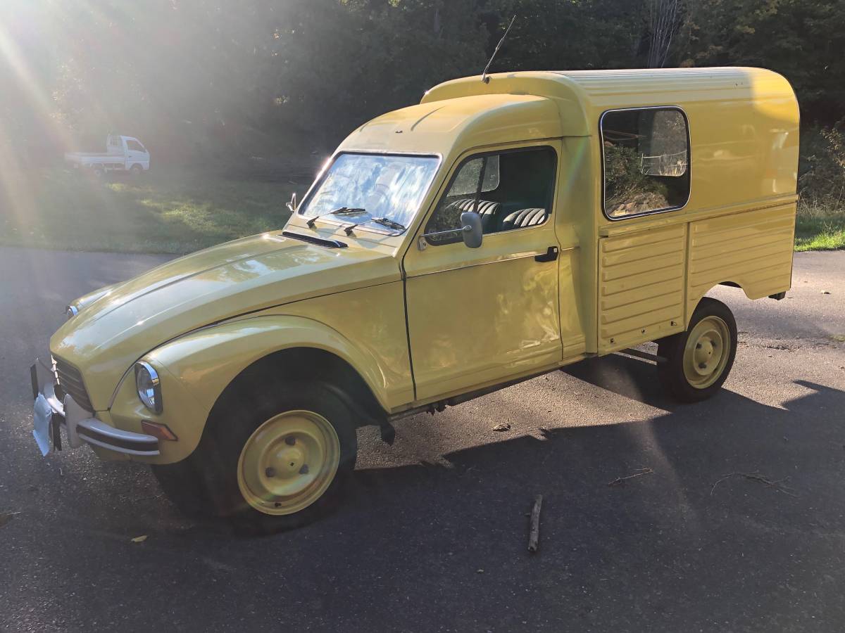 Citroen-ak-dyane-1981-yellow-1