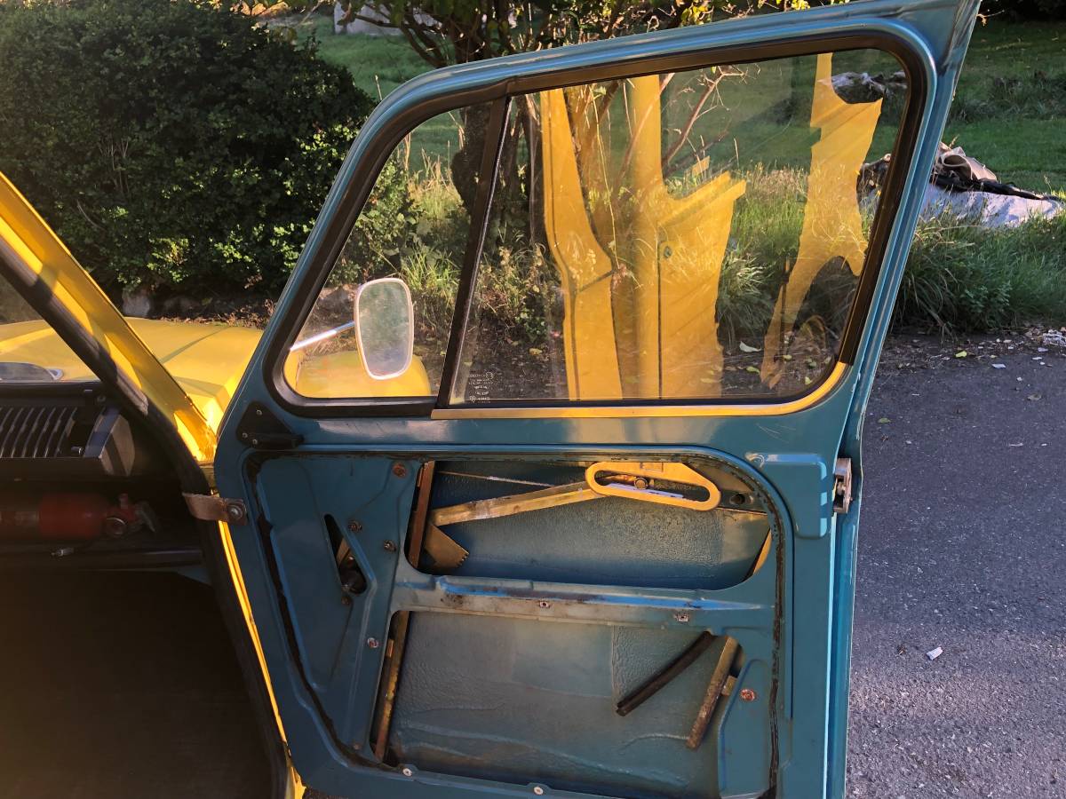 Citroen-ak-dyane-1981-yellow-6