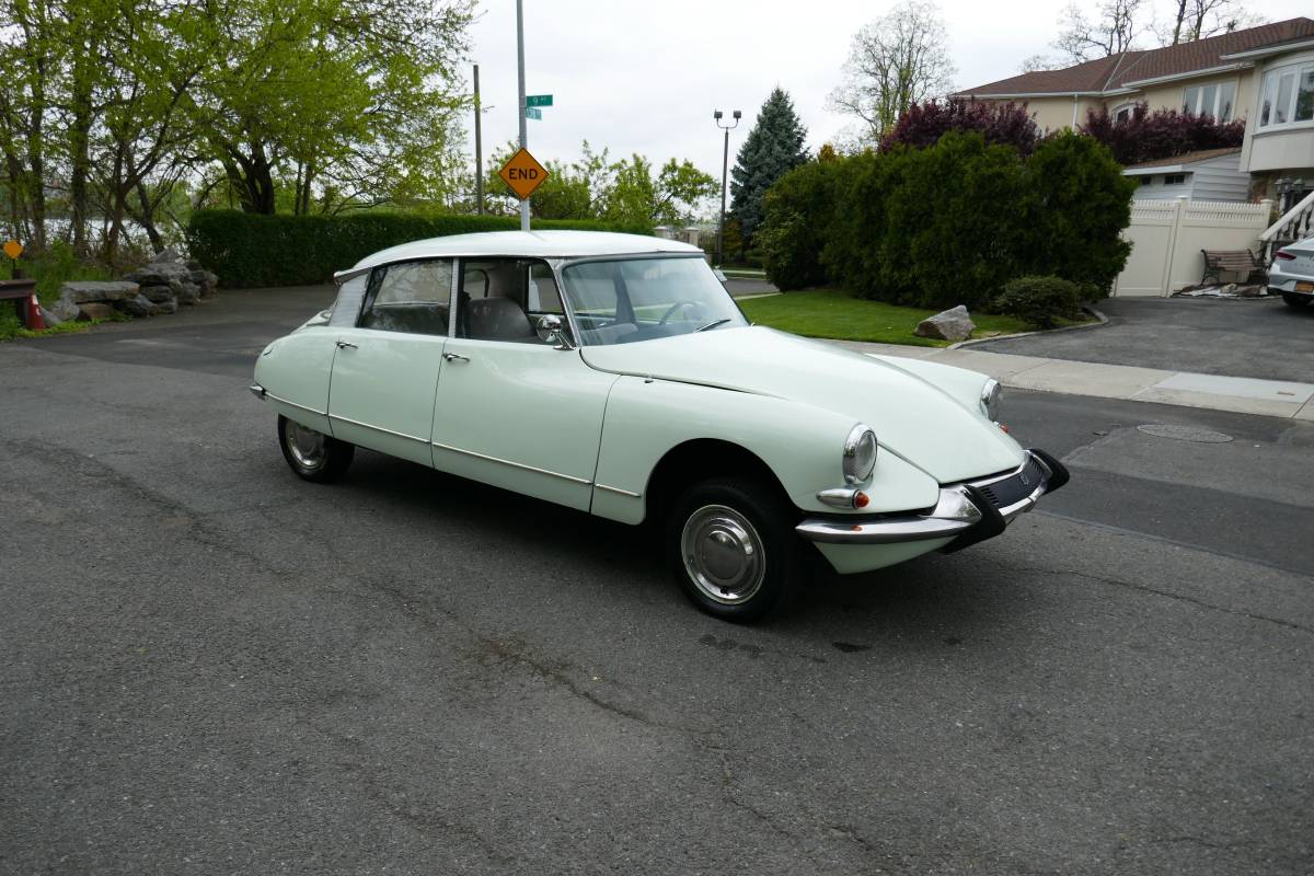 Citroen-id19-1967-white-12