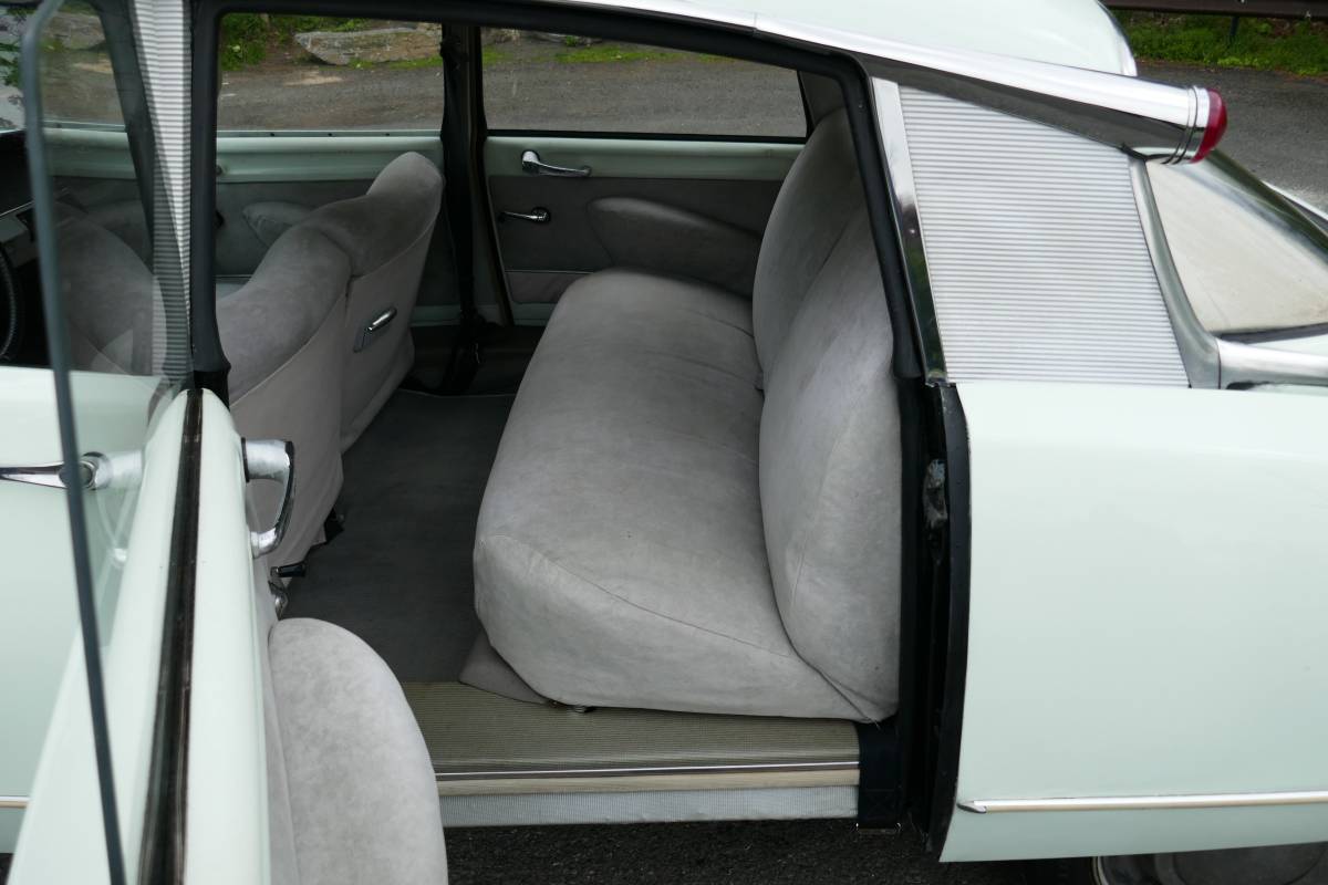 Citroen-id19-1967-white-15