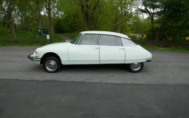 Citroen-id19-1967-white-3