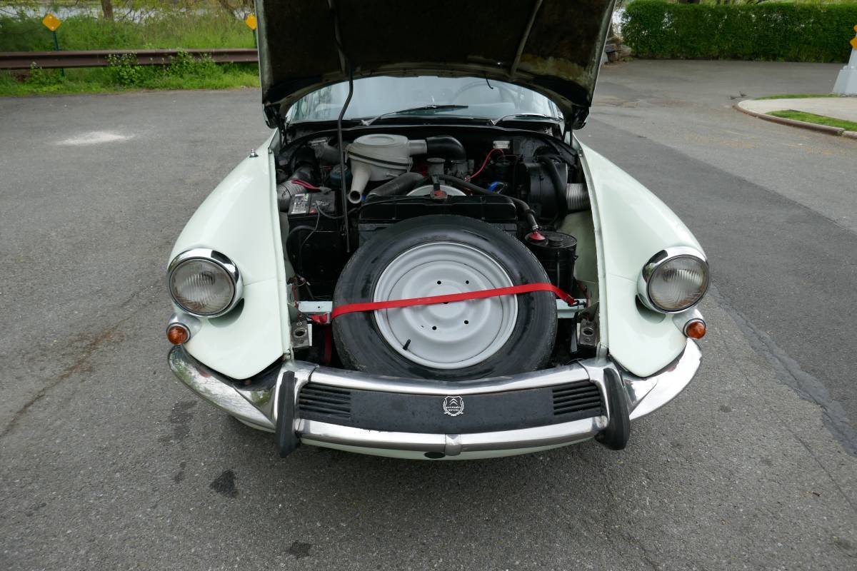 Citroen-id19-1967-white-8