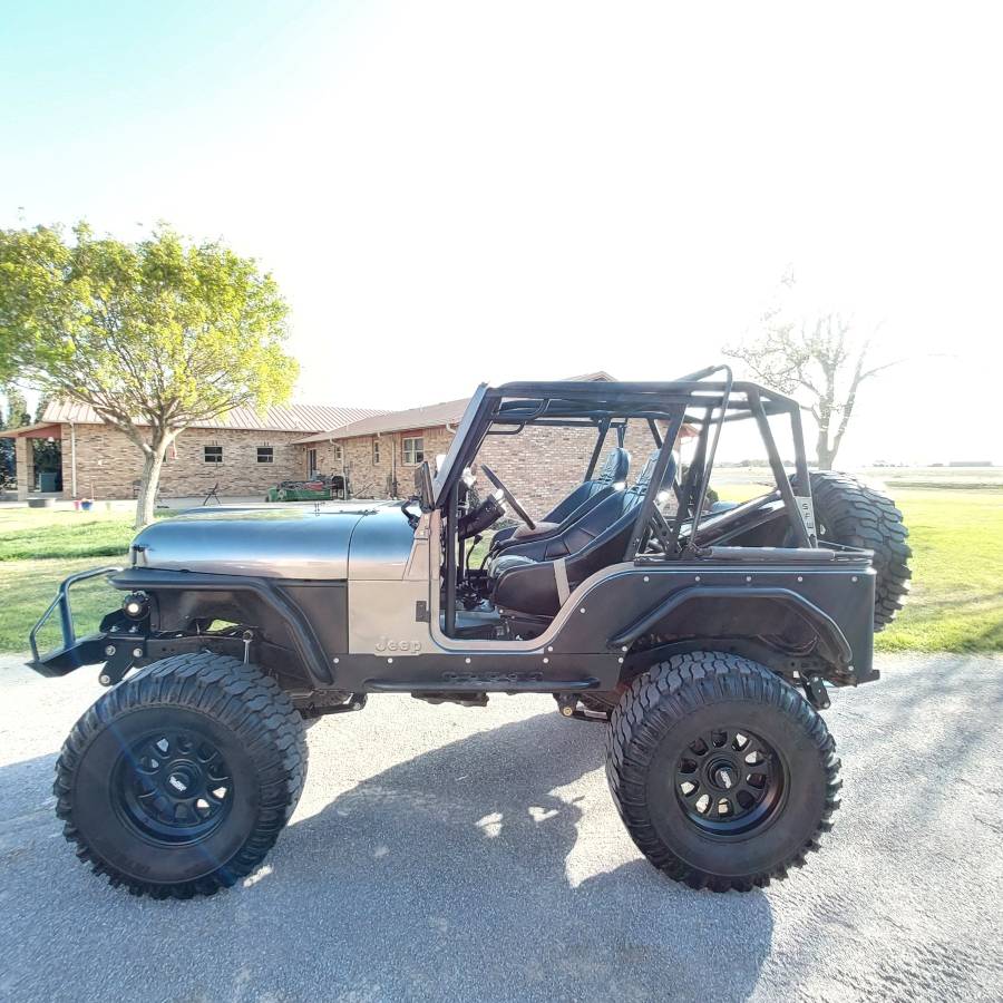 Cj-5-1980-grey-1