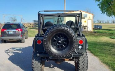 Cj-5-1980-grey-3