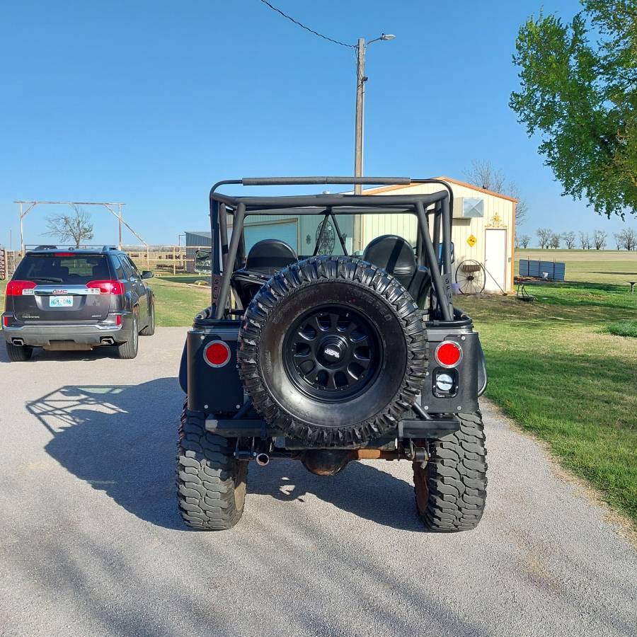 Cj-5-1980-grey-3