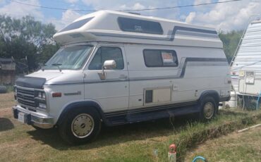 Coachmen-van-1994-white-1