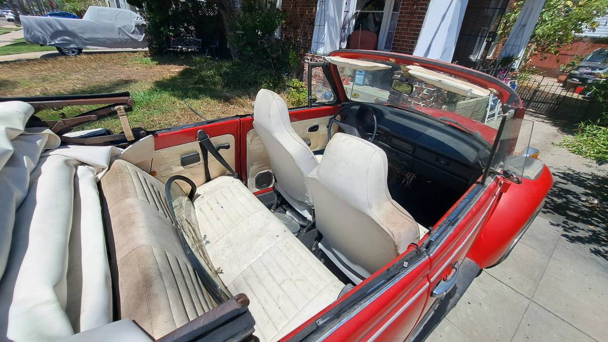 Convertible-beetle-1975-red-19