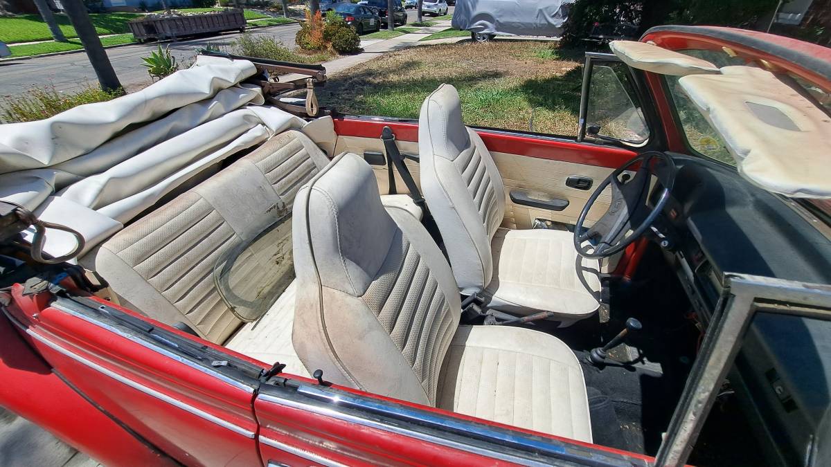 Convertible-beetle-1975-red-20